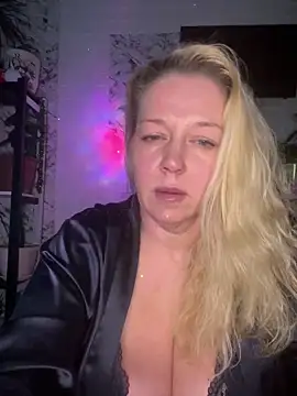 JenniferCarmen online show from 02-09-26, 04:27