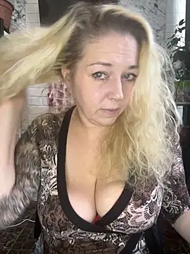 JenniferCarmen online show from 03-07-26, 07:59