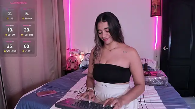 lexxa  online show from 12-15-25, 08:03