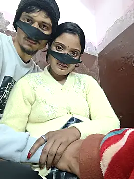 couplegk71 online show from 02-03-26, 07:46