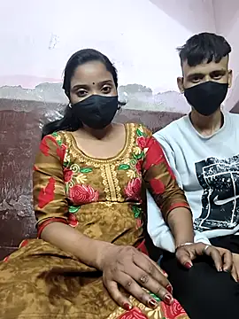 couplegk71 online show from 02-07-26, 01:19