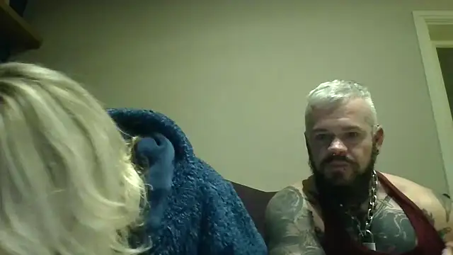 trans man and his dom online show from 12-14-25, 07:08