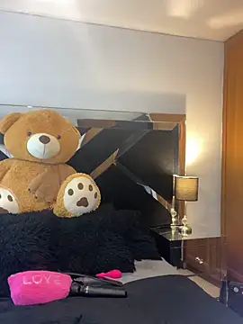 Moon Magic666 online show from 02-12-26, 09:36