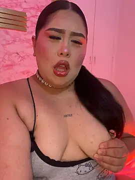 Mia Carters online show from 04-05-26, 10:27