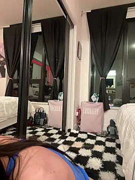 Lexiiskyyxo online show from 03-13-26, 05:56