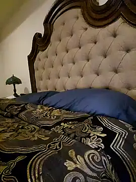 BustyVampyre online show from 12-20-25, 12:13