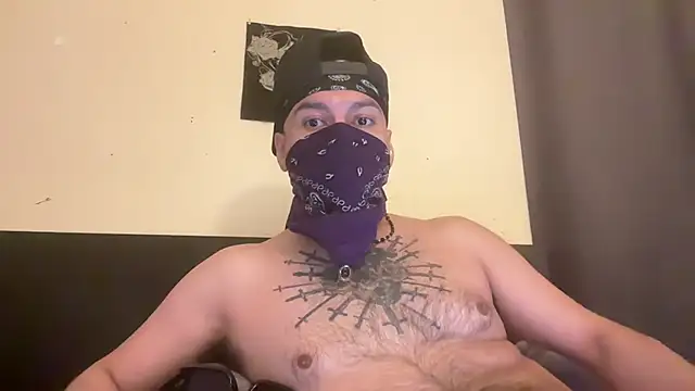 Snapshot of angelblanco chatting on 05-12-26, 09:37 angelblanco online show from 05-12-26, 09:37