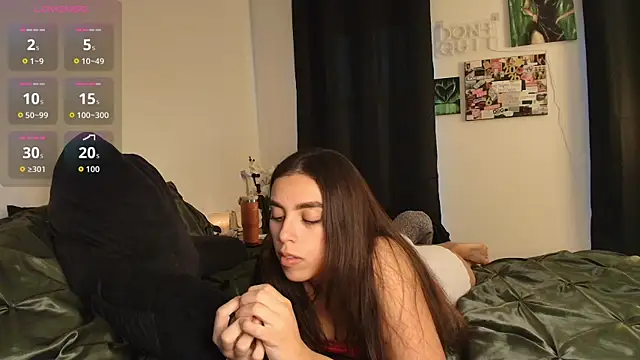 MilaSeren online show from 04-01-26, 01:08