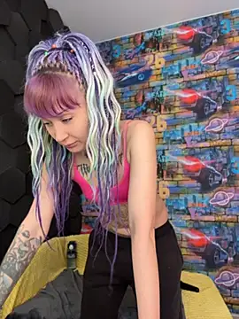 Snapshot of Tattoo__Moon chatting on 05-02-26, 02:06 Tattoo Moon online show from 05-02-26, 02:06