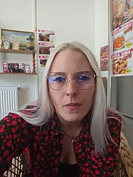 ChristinaWheeled11 online show from 06-24-26, 08:57