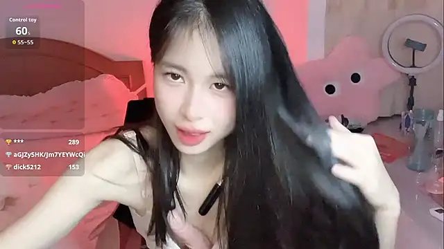 Snapshot of tiantian-160 chatting on 01-05-26, 05:27 tiantian-160 online show from 01-05-26, 05:27