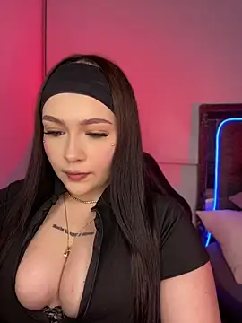 Daniela ruizz online show from 04-11-26, 09:29