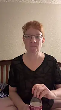 Lenaravenswood online show from 12-17-25, 07:13