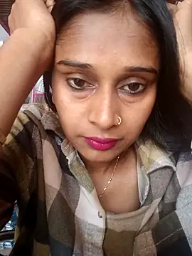 Snapshot of nehakapoor89 chatting on 02-11-26, 06:46 nehakapoor89 online show from 02-11-26, 06:46