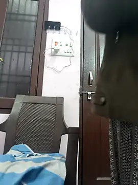 Ecyol online show from 02-06-26, 04:19