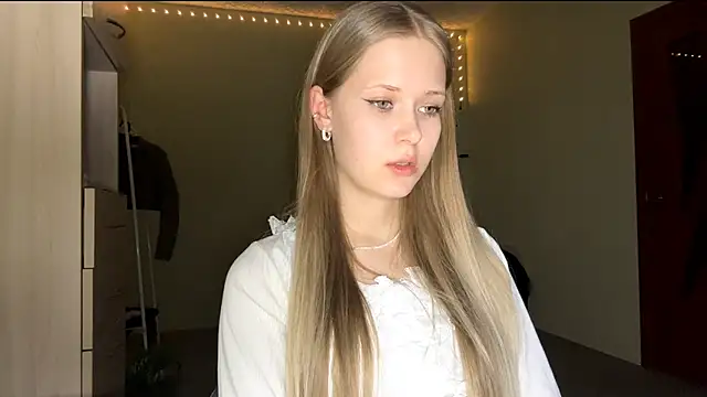 ZaidaSchwarten online show from 02-02-26, 05:45