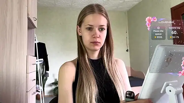 Snapshot of ZaidaSchwarten chatting on 06-25-26, 05:12 ZaidaSchwarten online show from 06-25-26, 05:12