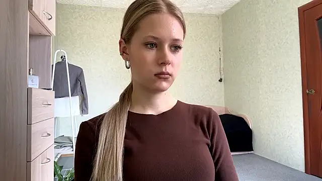 ZaidaSchwarten online show from 03-19-26, 11:32