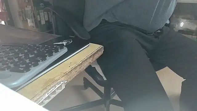 oldmann08 online show from 01-12-26, 01:07