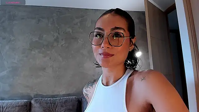 ValerieAustin online show from 11-24-25, 03:23