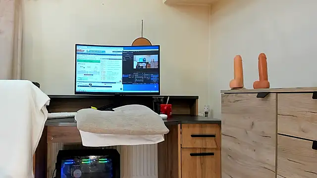 classy medea online show from 02-15-26, 02:56