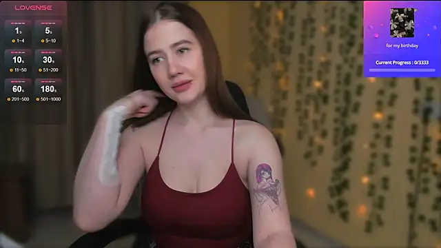 LunaViridis online show from 12-18-25, 03:27