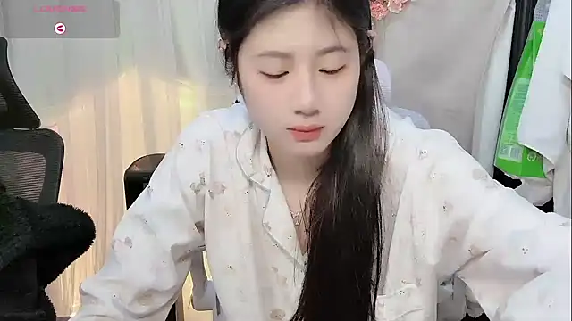 Yvonne-07 online show from 01-15-26, 09:29