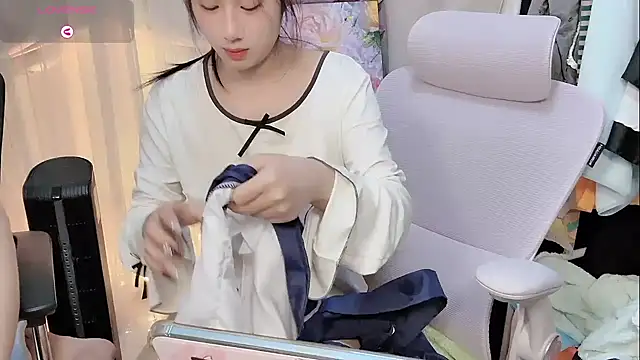 Yvonne-07 online show from 02-03-26, 12:10