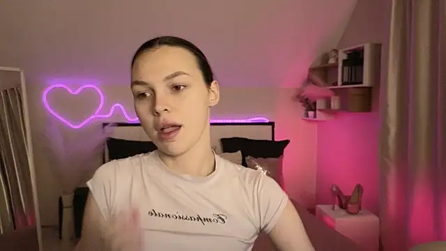 MaxinCarroll online show from 02-09-26, 05:27