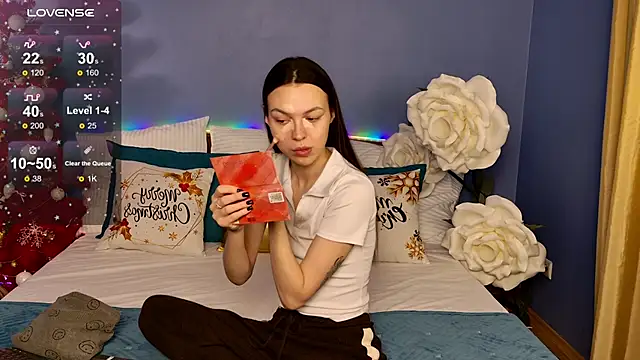 MaxinCarroll online show from 01-13-26, 05:11