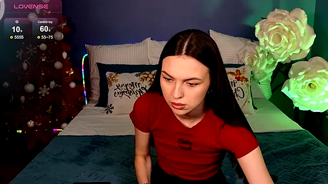 MaxinCarroll online show from 12-14-25, 07:19