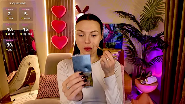 MaxinCarroll online show from 03-29-26, 08:05