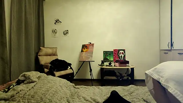 Qwami Amie online show from 02-25-26, 01:22