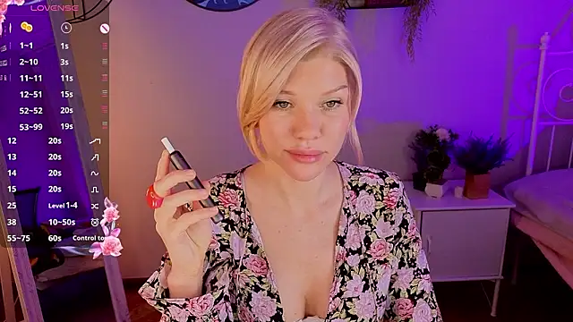 Lindsi Luvviv online show from 02-03-26, 04:12