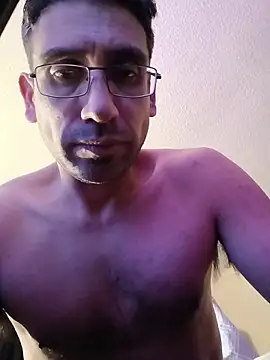  Ramone666 online show from 01-11-26, 08:32