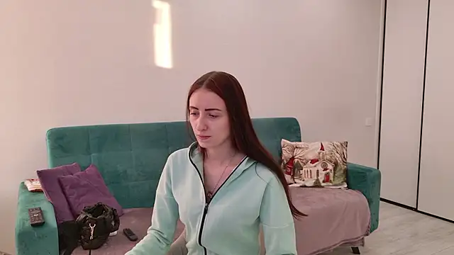 Sandra Prafer online show from 02-09-26, 05:16