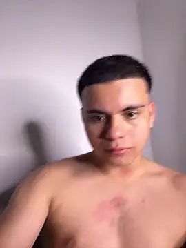 Liam Mateo online show from 03-04-26, 03:47