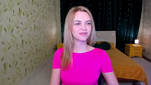 Snapshot of LunaFlinn chatting on 02-09-26, 04:32 LunaFlinn online show from 02-09-26, 04:32