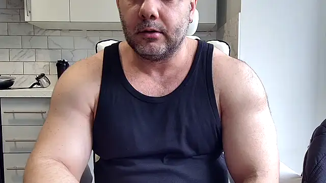 Snapshot of WildJohn_XX chatting on 03-25-26, 02:16 WildJohn XX online show from 03-25-26, 02:16