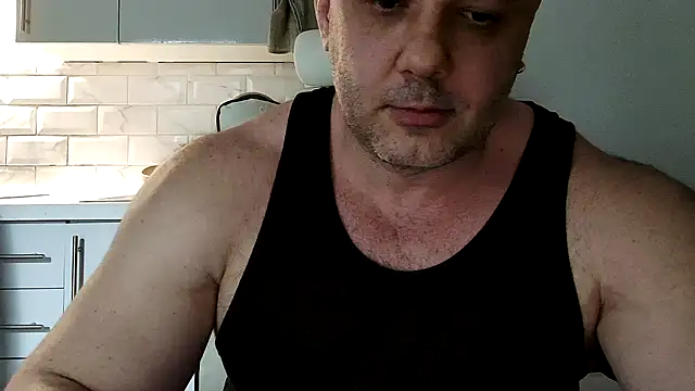 Snapshot of WildJohn_XX chatting on 05-08-26, 10:35 WildJohn XX online show from 05-08-26, 10:35