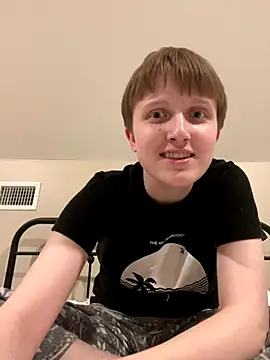 Lassie Cassie online show from 12-14-25, 03:24