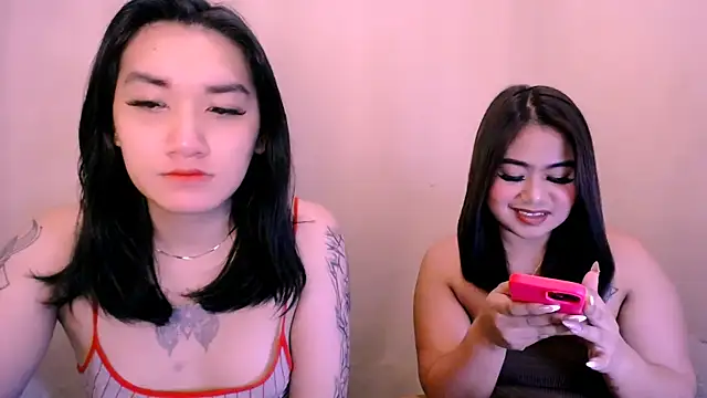 Snapshot of lil_cummer69 chatting on 05-18-26, 02:22 lil cummer69 online show from 05-18-26, 02:22