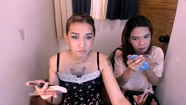Snapshot of lil_cummer69 chatting on 06-04-26, 02:00 lil cummer69 online show from 06-04-26, 02:00