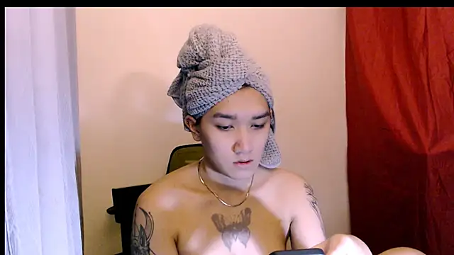 Snapshot of lil_cummer69 chatting on 06-02-26, 02:06 lil cummer69 online show from 06-02-26, 02:06