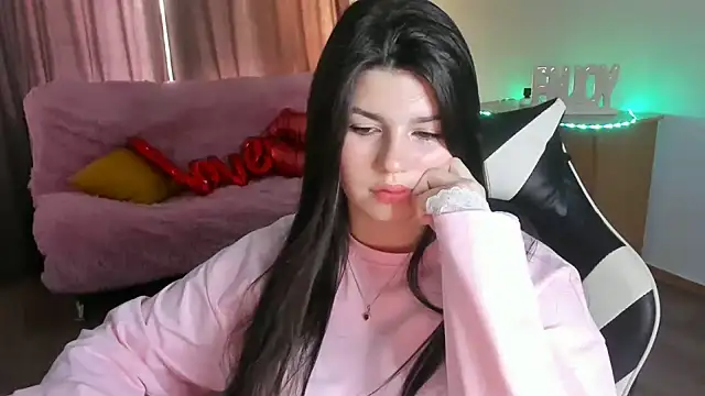KisaModel online show from 06-06-26, 11:43