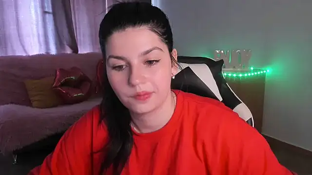 KisaModel online show from 07-19-26, 01:36