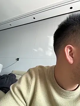 qwe522522 online show from 02-02-26, 08:35