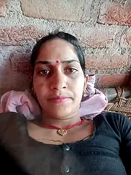 Snapshot of Chayna_singh chatting on 12-18-25, 11:03 Chayna singh online show from 12-18-25, 11:03