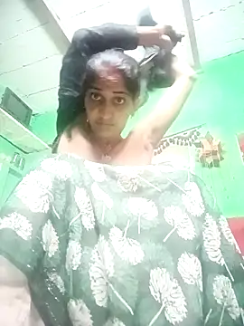Snapshot of Chayna_singh chatting on 05-13-26, 05:53 Chayna singh online show from 05-13-26, 05:53