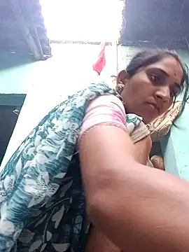Snapshot of Chayna_singh chatting on 06-11-26, 12:43 Chayna singh online show from 06-11-26, 12:43